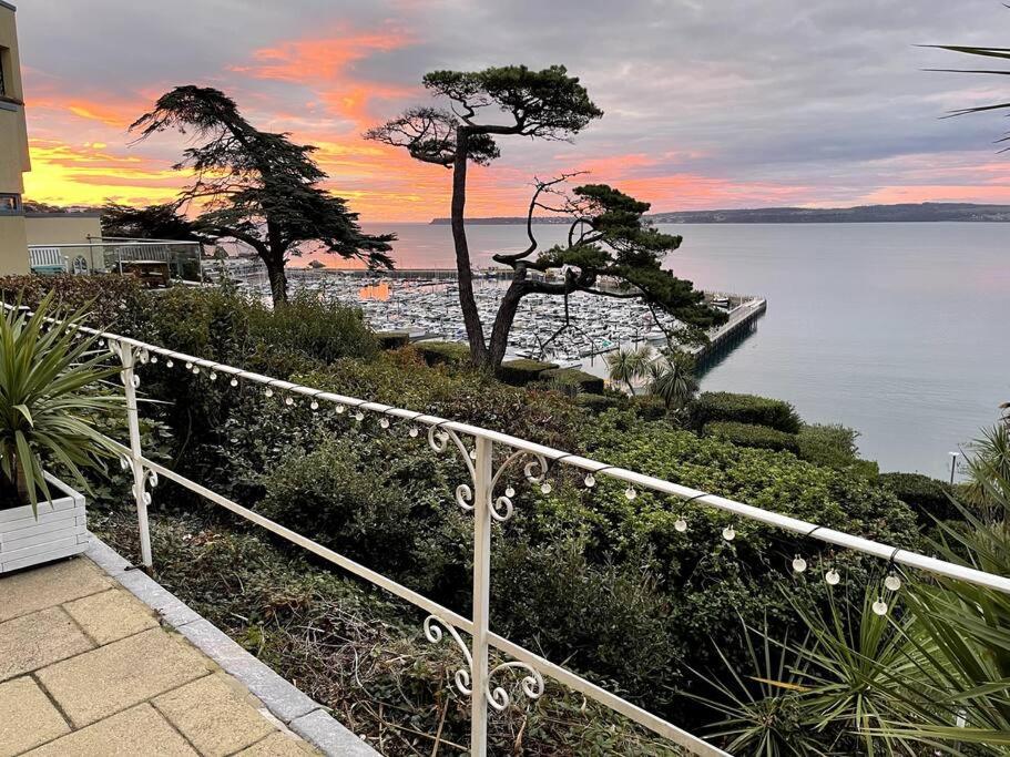 180° Water View Apartment - Simply Amazing 托基 外观 照片